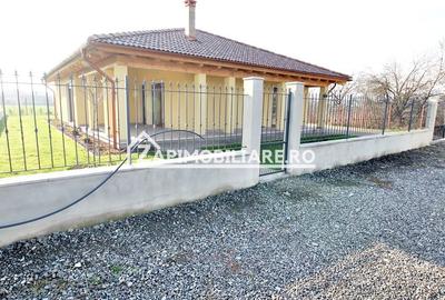 Casă individuală cu 4 camere cu Canalizare în Sângeorgiu de Mureș - 9