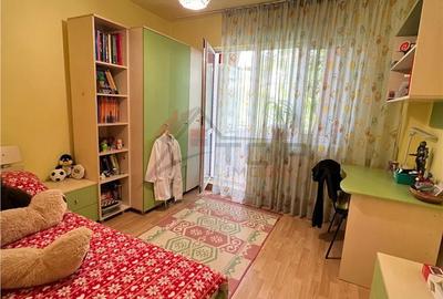 Apartament cu 4 camere în Tătărași - 2