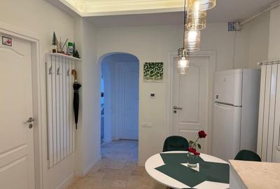 Apartament de inchiriat 2 camere Piata  Romana - 2