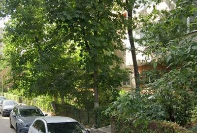 Apartament cu 3 camere decomandat în Tineretului - 2