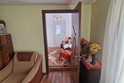 Casă cu 4 camere cu Teren 140 Mp în Blejoi - 3