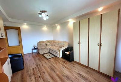 Apartament cu 2 camere decomandat, mobilat în Vasile Aaron - 3