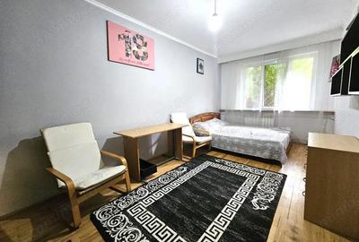De vanzare 3 camere(cu gradina) - Iuliu Maniu vis-a-vis de Petrom