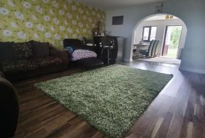 Casă cu 4 camere cu Teren 2600 Mp în Horodnic - 1