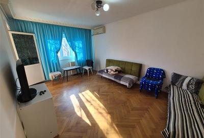 Apartament cu 3 camere decomandat în Central - 3