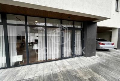 Spațiu comercial, de 124 mp, în Central - 3