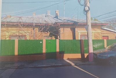 Casă individuală cu 3 camere în 23 August (Cațelul)