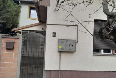 Casă cu 4 camere în Fratelia - 1