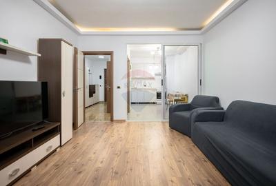 Apartament cu 3 camere decomandat, mobilat în Tractorul - 2