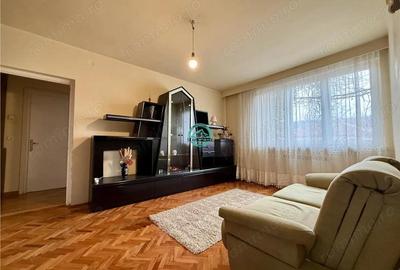 Apartament cu 3 camere semidecomandat în Cornișa - 10