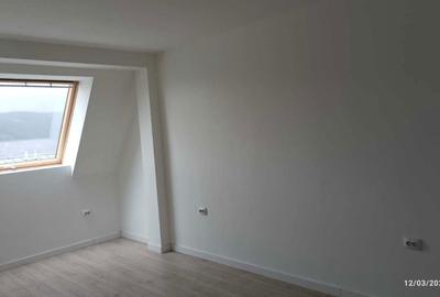 Apartament cu 2 camere decomandat în Florești - 4