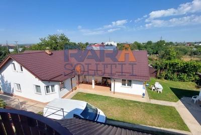 Casă 2015 - 4 dormitoare, 2 băi, 2 bucătării - 3