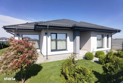 Casă cu 3 camere în Cârcea - 5