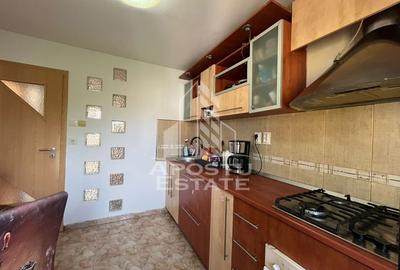 Apartament cu 3 camere, decomandat, centrala proprie, zona Dambovita - 9