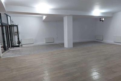 Vand/inchiriez spatiu 200mp Stefan cel Mare. - 3