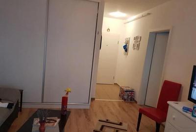 Garsonieră decomandată în Avantgarden