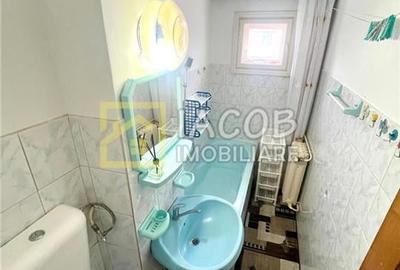 Apartament 2 camere, str. Milcov nr 122, etaj 3 - 10