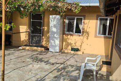 Casă cu 6 camere cu Teren 1400 Mp în Central