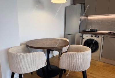 Apartament cu 2 camere semidecomandat, mobilat în Central - 2