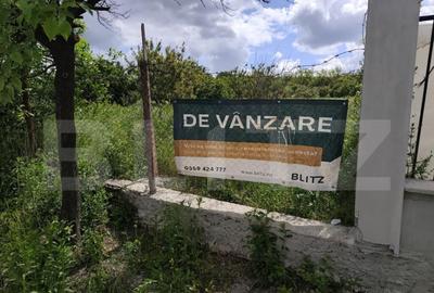Teren intravilan de vanzare, 860 mp, cu toate utilitatile, z - 6