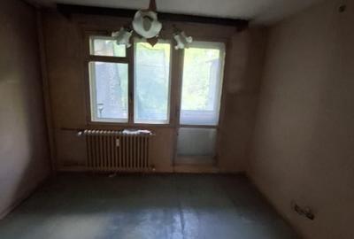 Apartament cu 3 camere decomandat în Brâncoveanu - 2