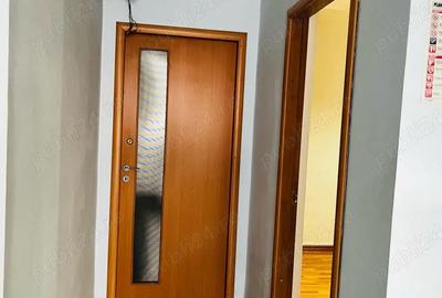 Spațiu comercial, de 12 mp, în Central - 1