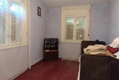 Casă cu 2 camere cu Teren 4600 Mp în Calea Mare - 12