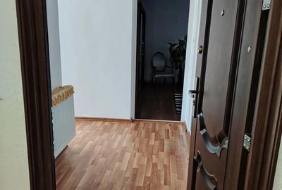 Apartament de vanzare micro 12 langa Biomedica - 2