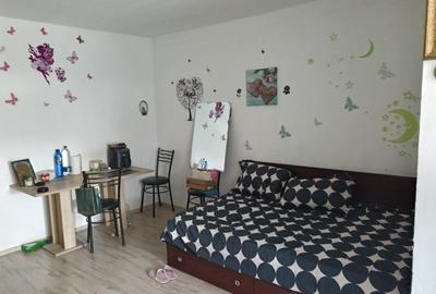 TITAN PARC Piata Minis,bl.1978,Amenajata, balcon,Libera - 2