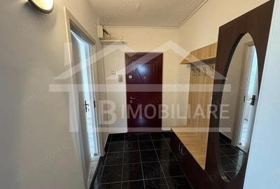 Apartament cu 2 camere decomandat în Tudor