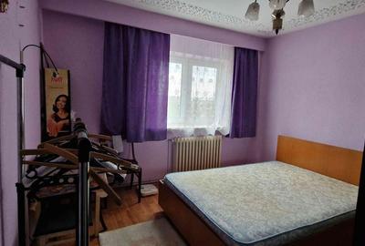 Apartament cu 2 camere decomandat în Vasile Aaron - 3