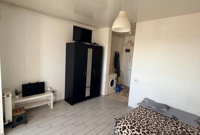 Garsonieră decomandată, mobilată în Militari - 1