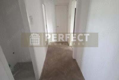 Apartament cu 3 camere decomandat în Vest - 11