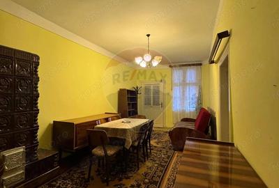 Apartament cu 4 camere nedecomandat în Ultracentral
