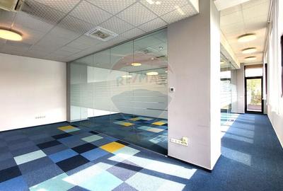 Spatiu birouri de închiriat 240 mp Central Comision 0% - 2