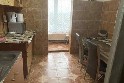 Apartament cu 2 camere decomandat în Central - 3