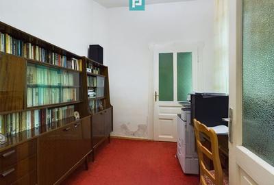 Casă individuală cu teren de 1100 mp și 3 apartamente în curte - 5