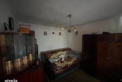 Casă cu 5 camere cu Teren 468 Mp în Central - 3