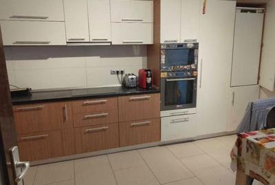 Casă cu 4 camere cu Teren 900 Mp în Nufărul - 5