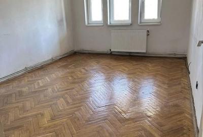 Apartament cu 4 camere decomandat în Semicentral - 6