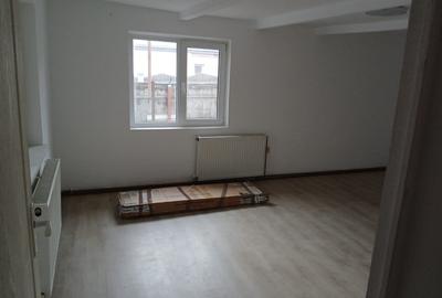 Casa renovata zona pensiunea Bianca - 3