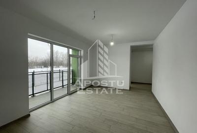 Spatiu comercial + loc parcare, 53 mp, Zona Planetelor - 2