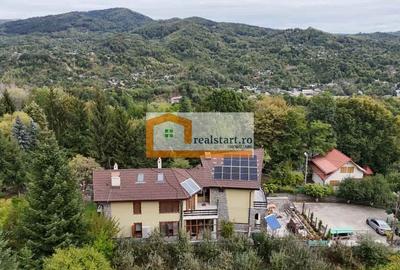 Casă cu 9 camere cu Teren 1500 Mp în Central - 3