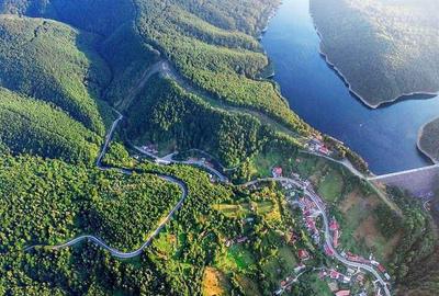 Casă cu 6 camere în Văliug - 5