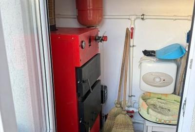 Căsuță cochetă zona Lazu - ieșire la șoseaua Cumpenei - 8