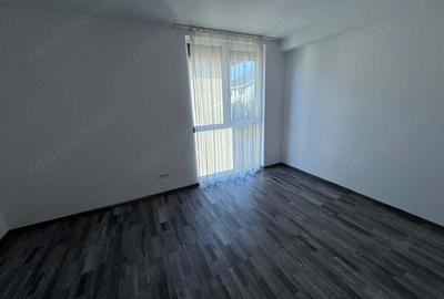 Apartament cu 4 camere semidecomandat în Dumbrăvița - 2