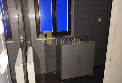 Spațiu comercial, de 503 mp, în Central - 11