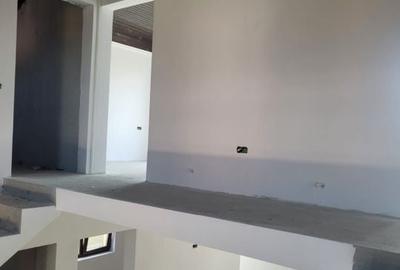 VILA DEOSEBITA VALU LUI TRAIAN P+M - 13