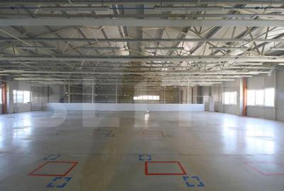 Hala moderna, cu 3 incaperi, 1.909 mp, cu acces la A3, zona - 3