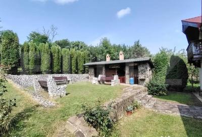 Casă cu 5 camere cu Teren 1090 Mp în Târnăveni - 1